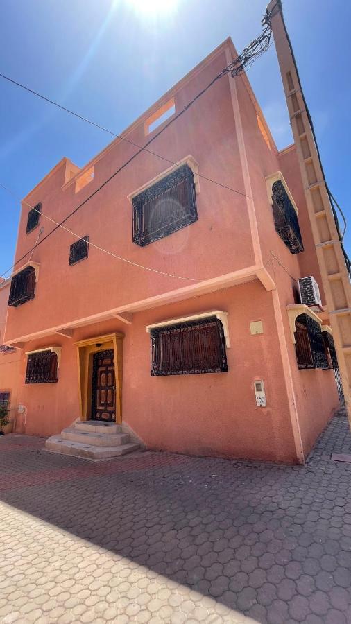 Maison De Ville Agreable Avec Un Patio Marocain Ouarzazate Extérieur photo