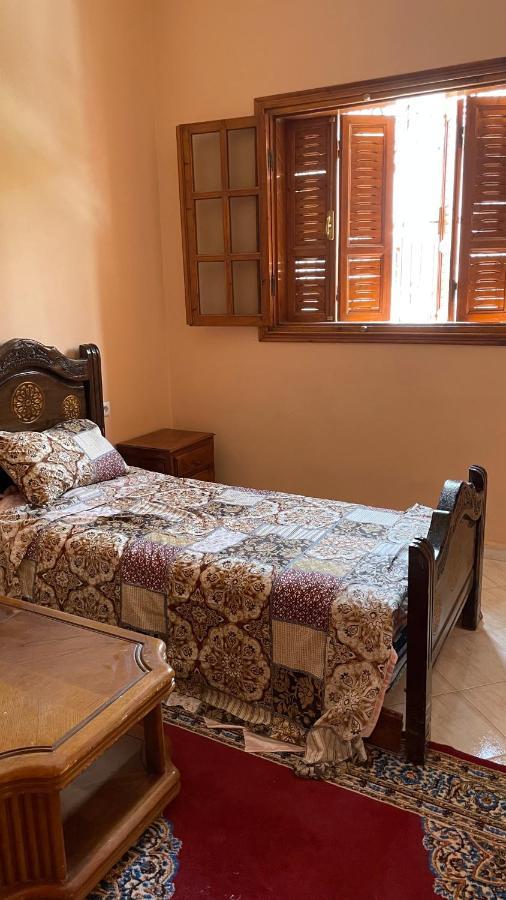 Maison De Ville Agreable Avec Un Patio Marocain Ouarzazate Extérieur photo